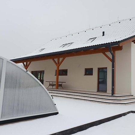 Holiday House Adam Prosecne Εξωτερικό φωτογραφία